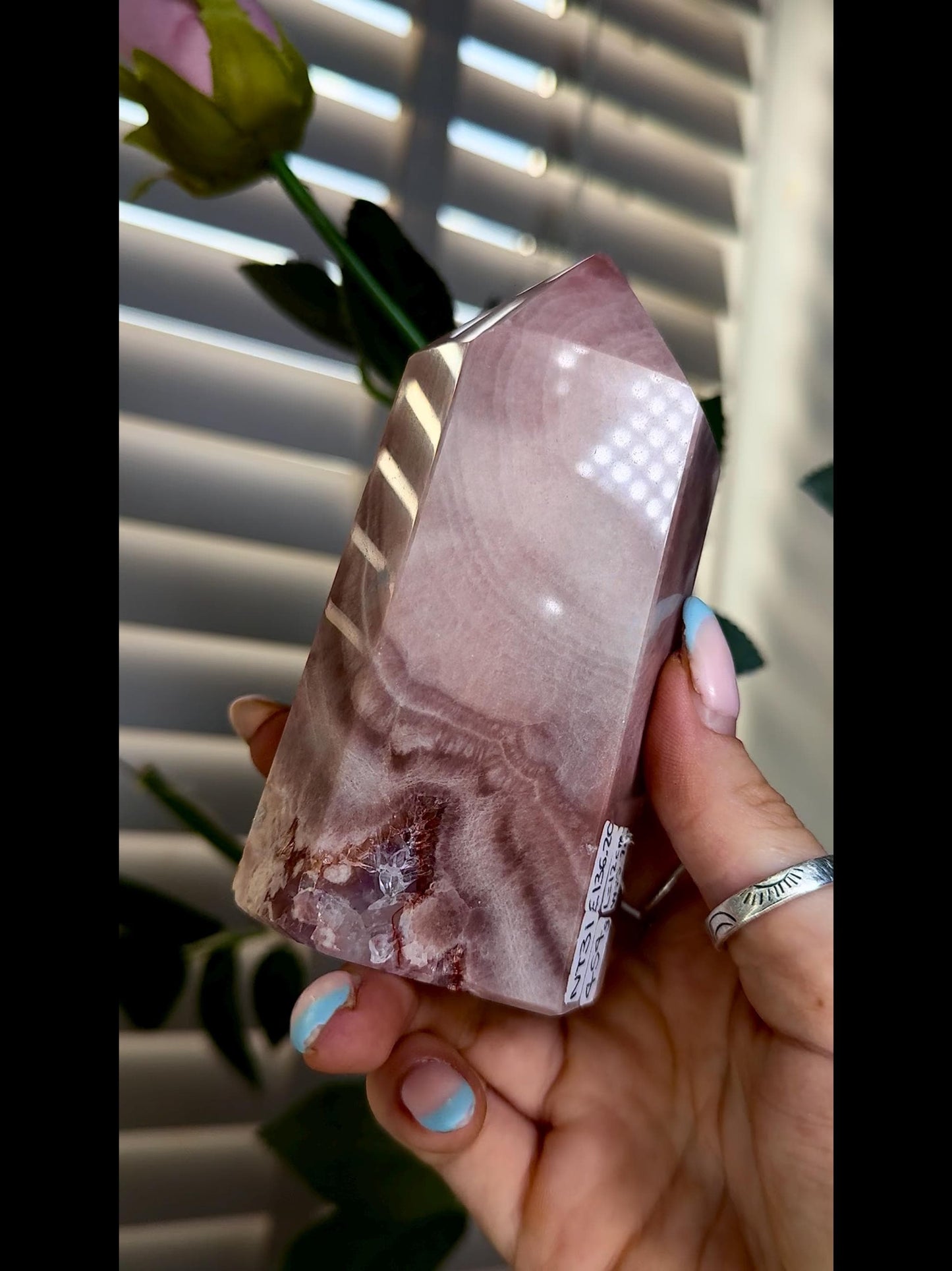 Incredible, High grade, pink amethyst, tower in deep pink tones with purple quartz 454g 12cm by 5.7cm