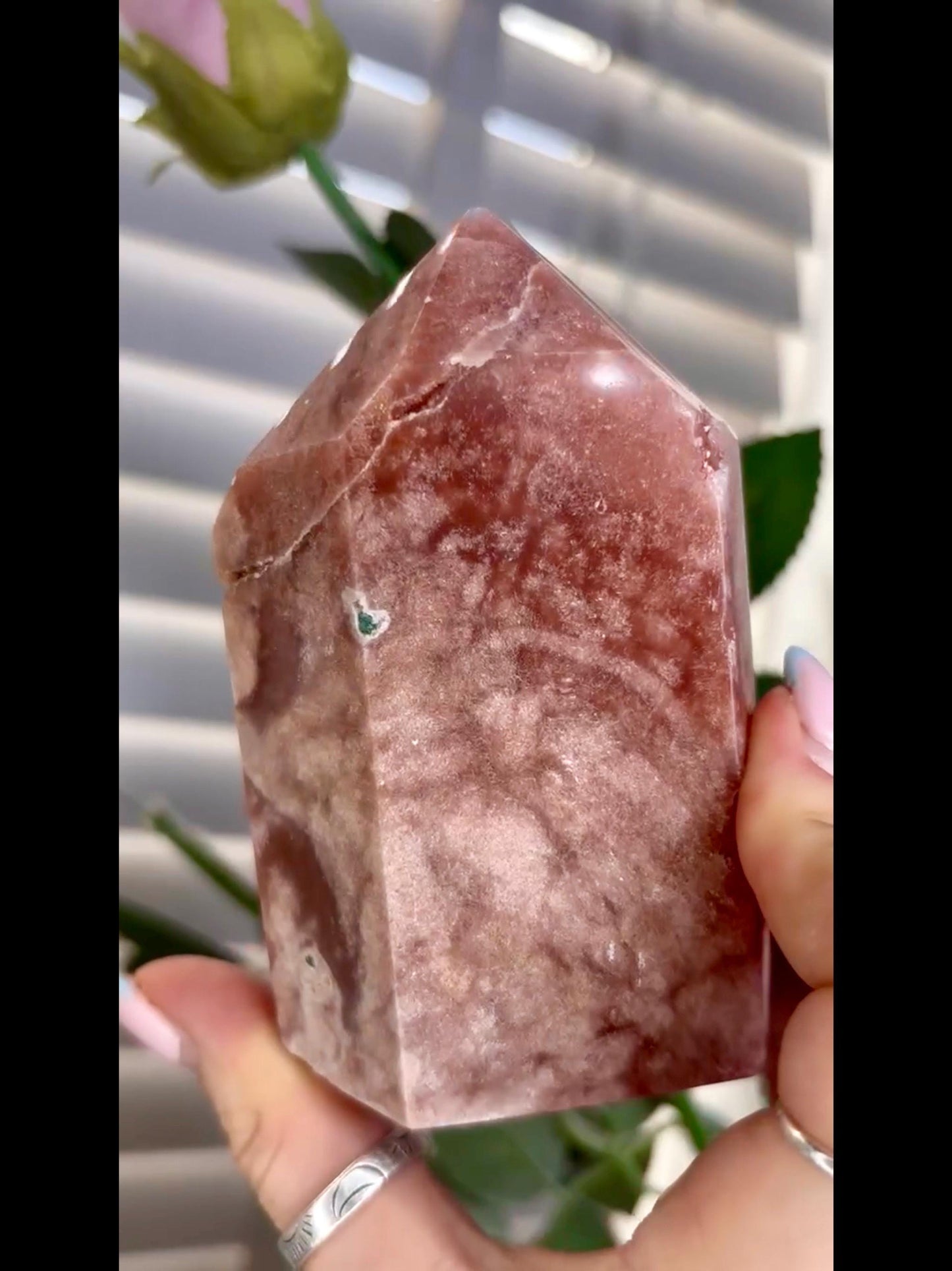 Incredible, High grade, pink amethyst, tower burnt orange tones with bubble formation 407g