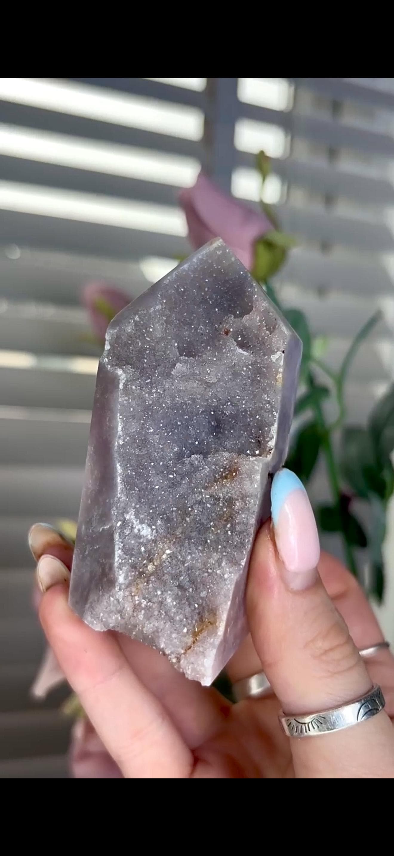 Incredible, pink amethyst tower greyish tones with sugar Druze 203g 8.6cm by 4.5cm