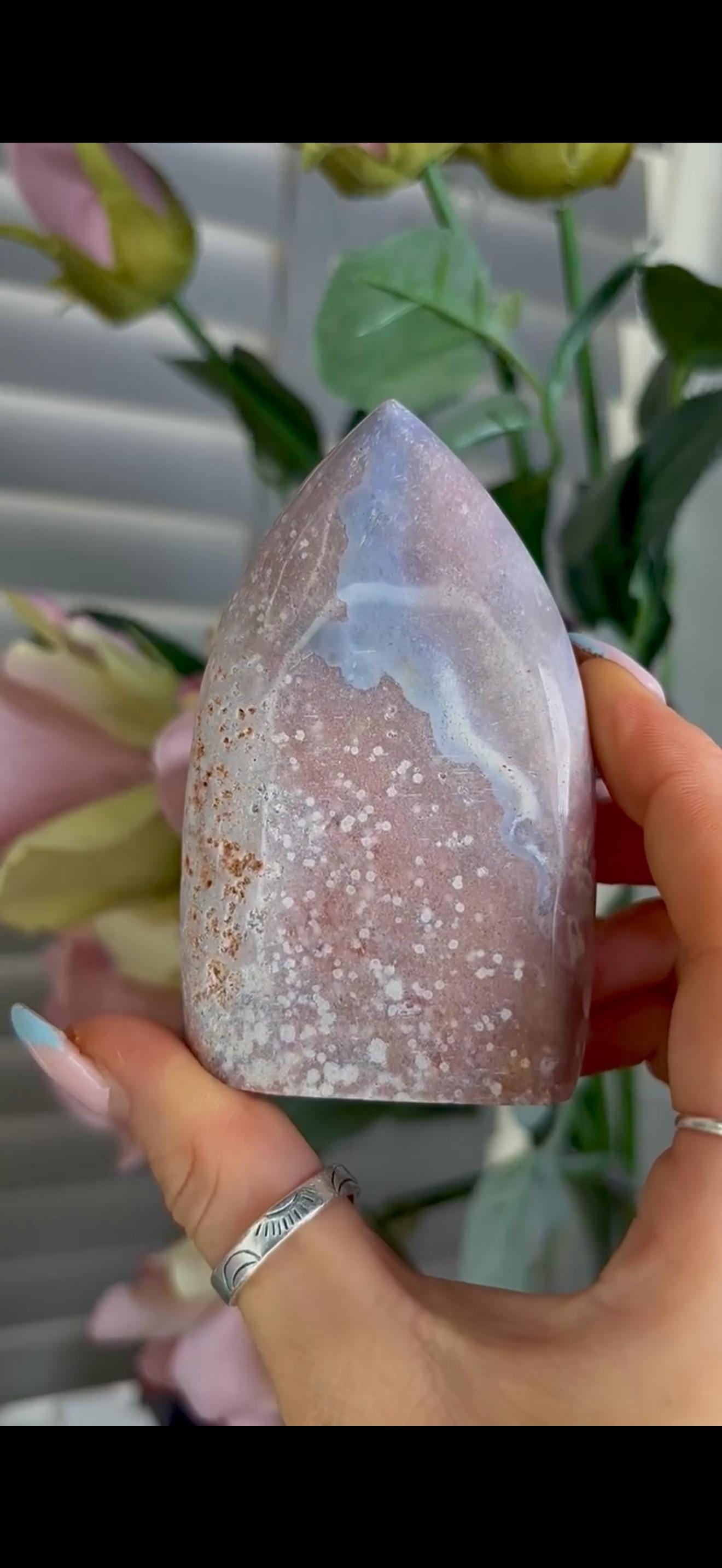 High grade, pink amethyst flame 238g