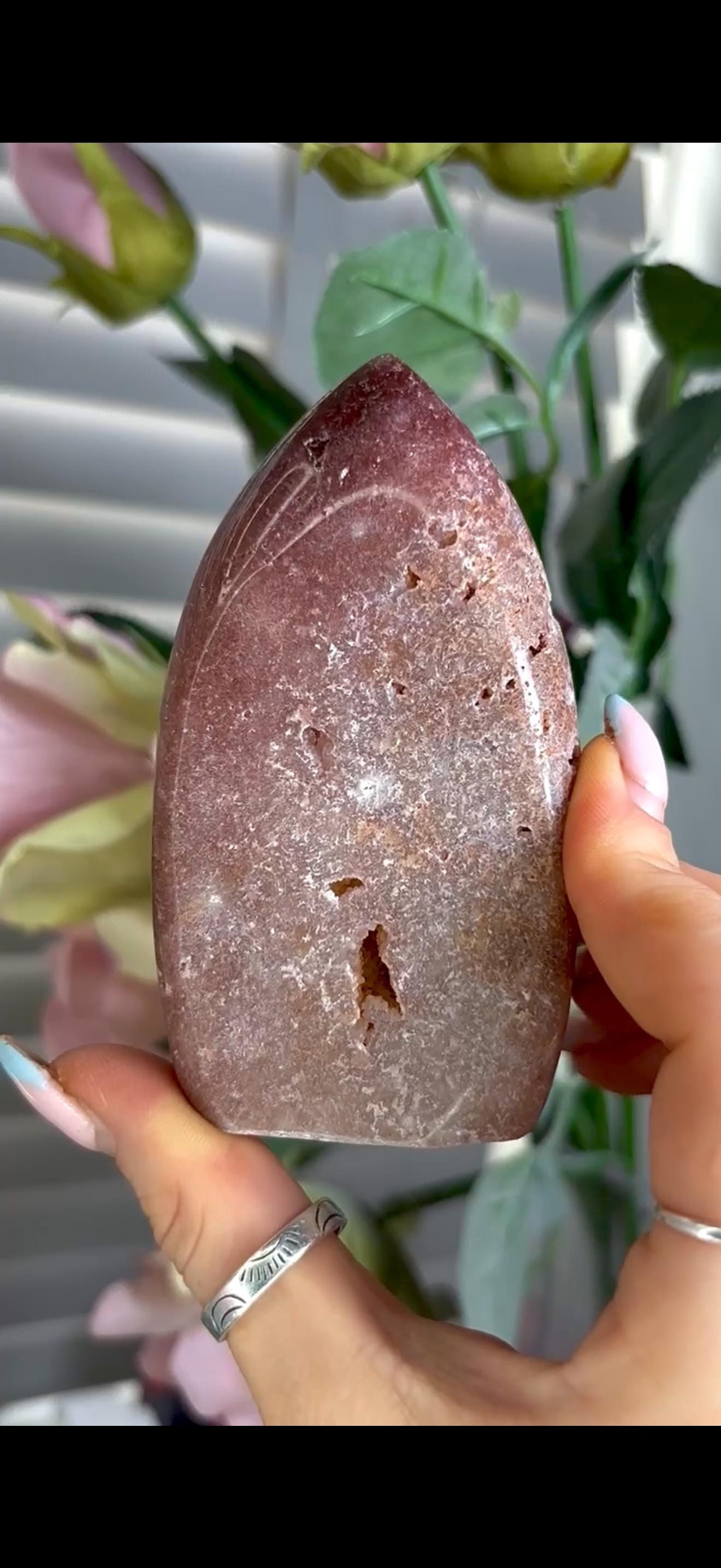 High grade, pink amethyst flame 234g
