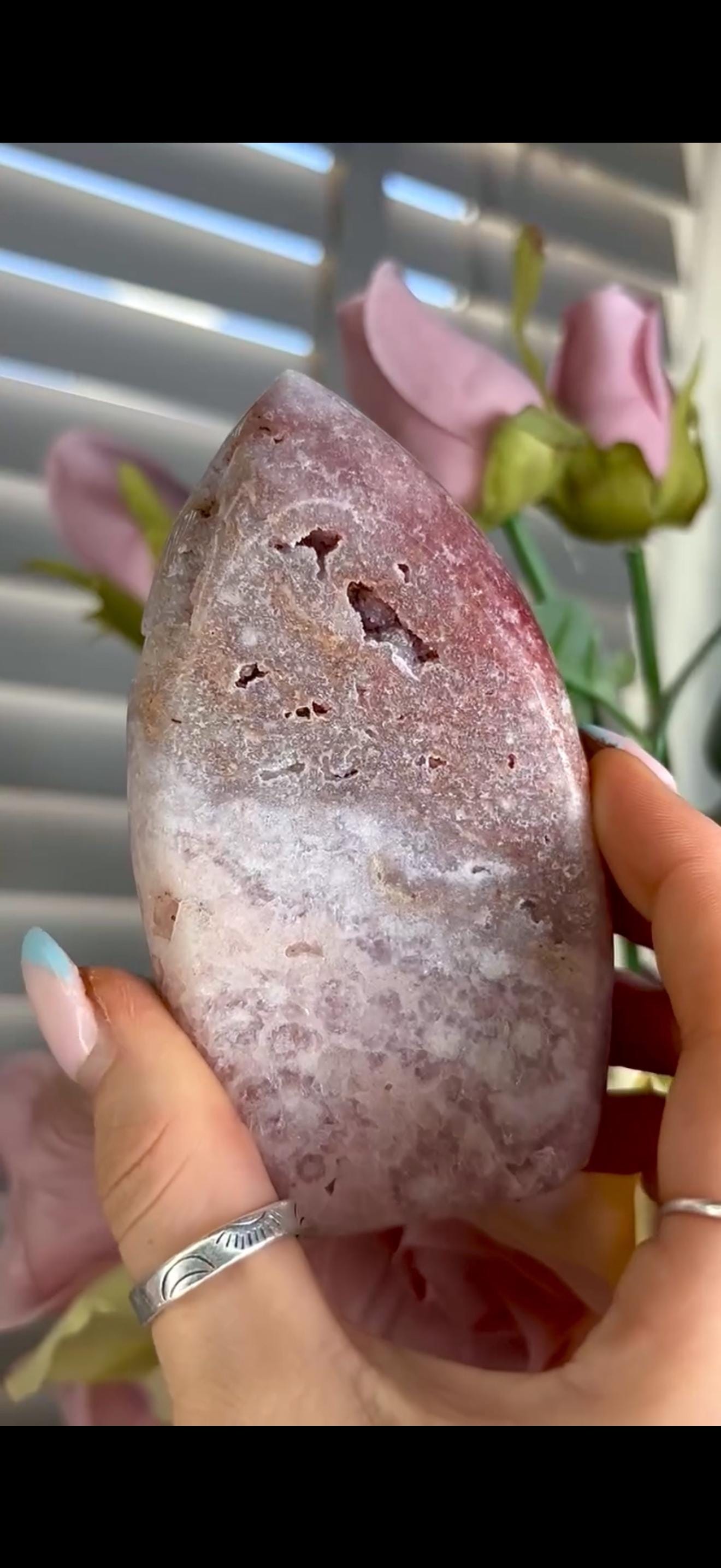 High grade, pink amethyst flame 289g