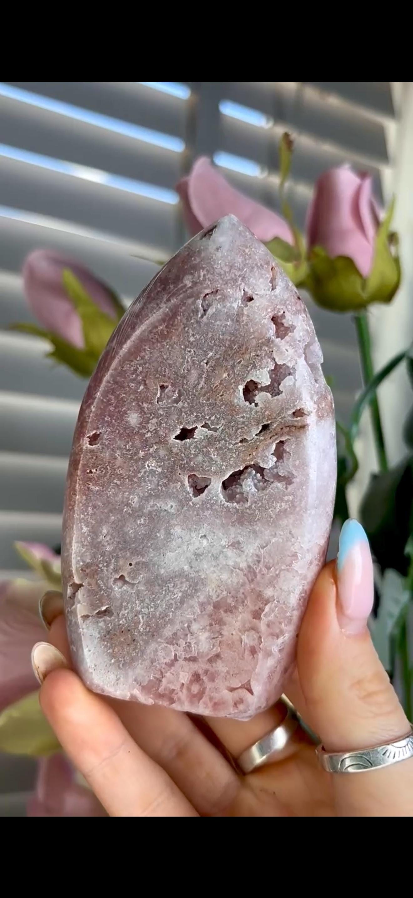 High grade, pink amethyst flame 289g