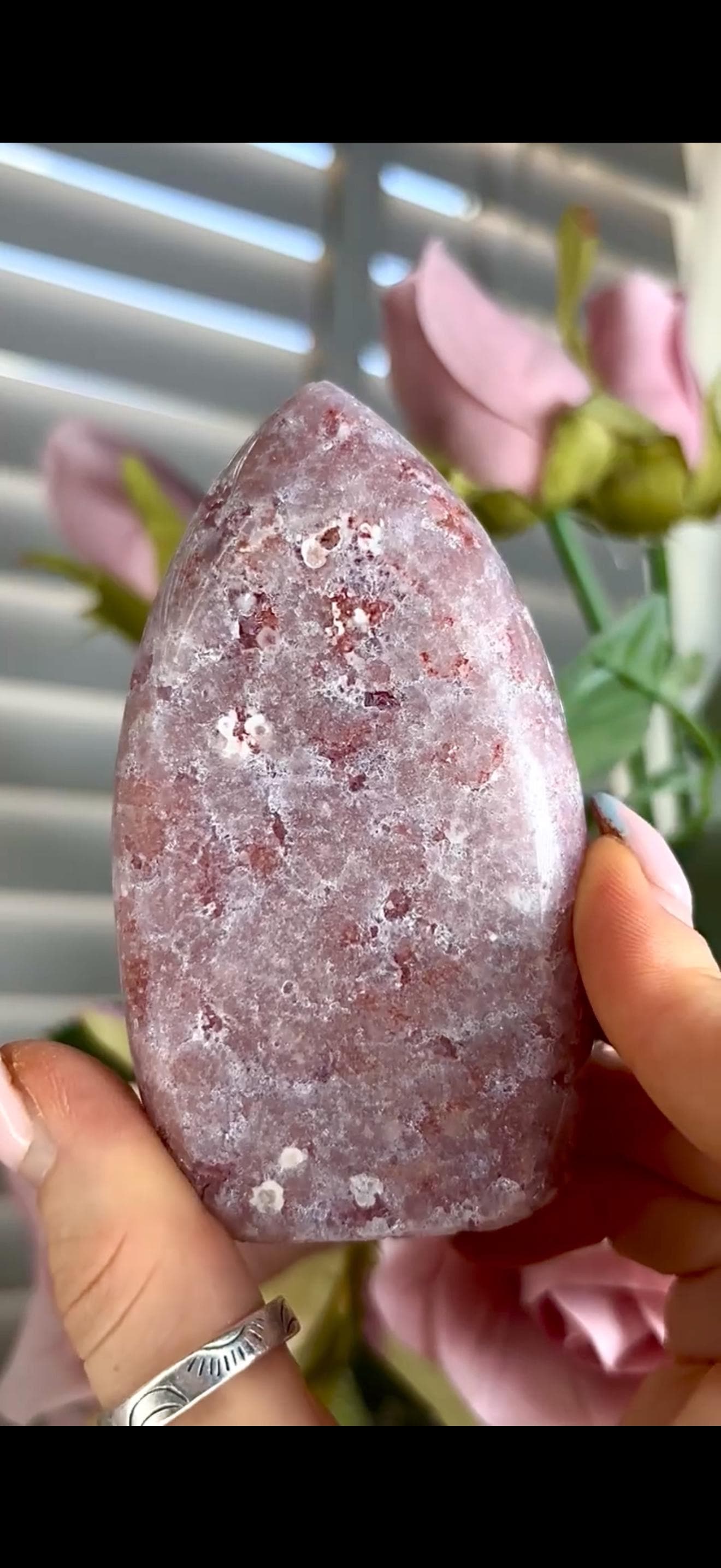 High grade, pink amethyst flame with druzy 232g