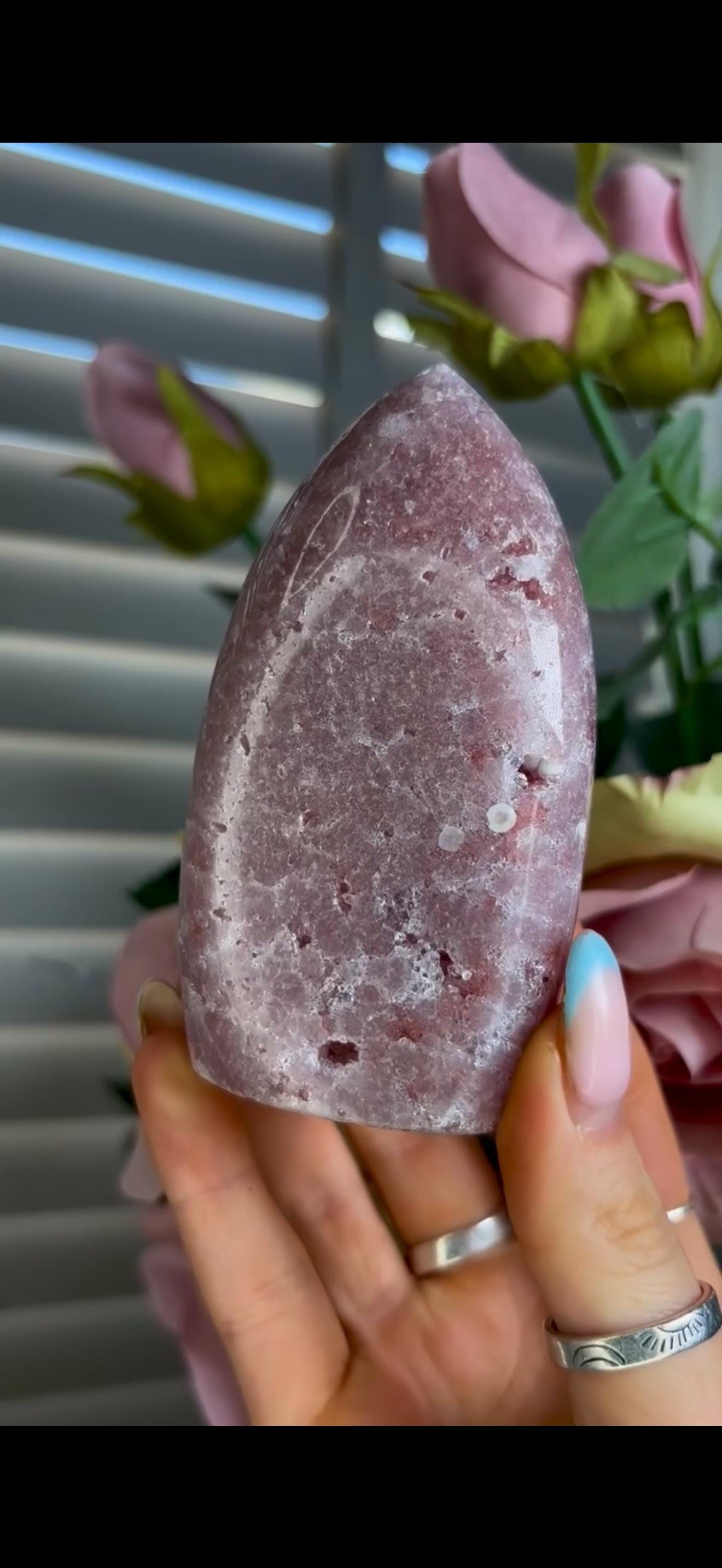High grade, perfect pink amethyst flame 289g