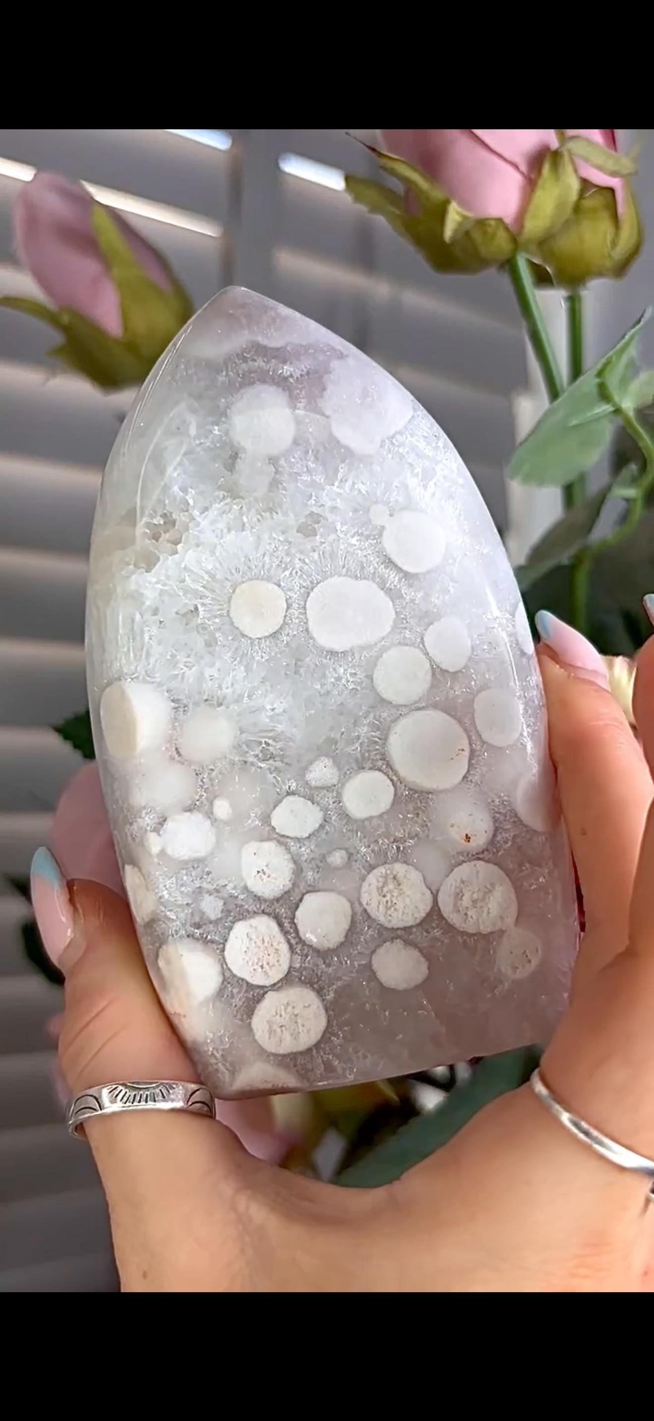High grade, baby pink amethyst flame with incredible quartz orbs & druzy 467g
