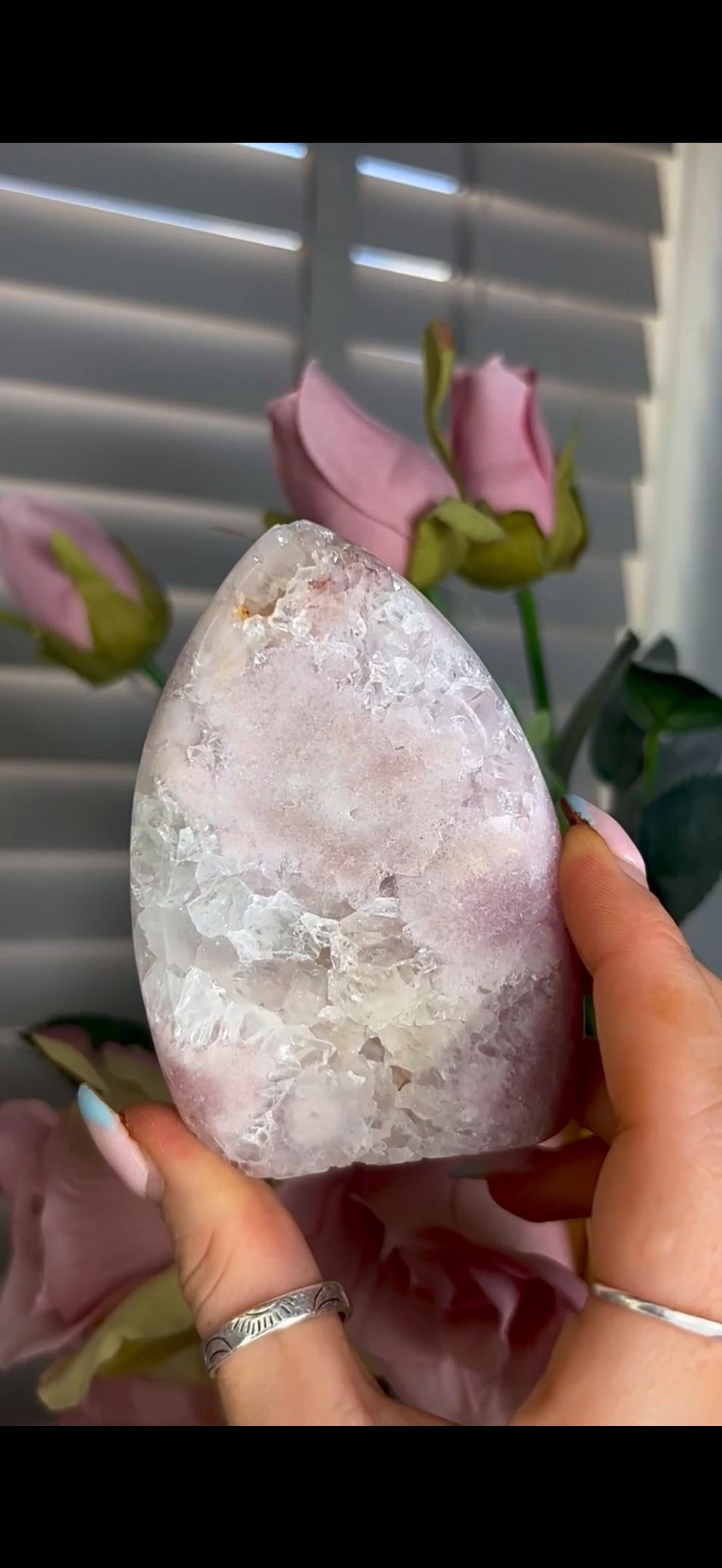 High grade, pink amethyst flame with quartz 207g
