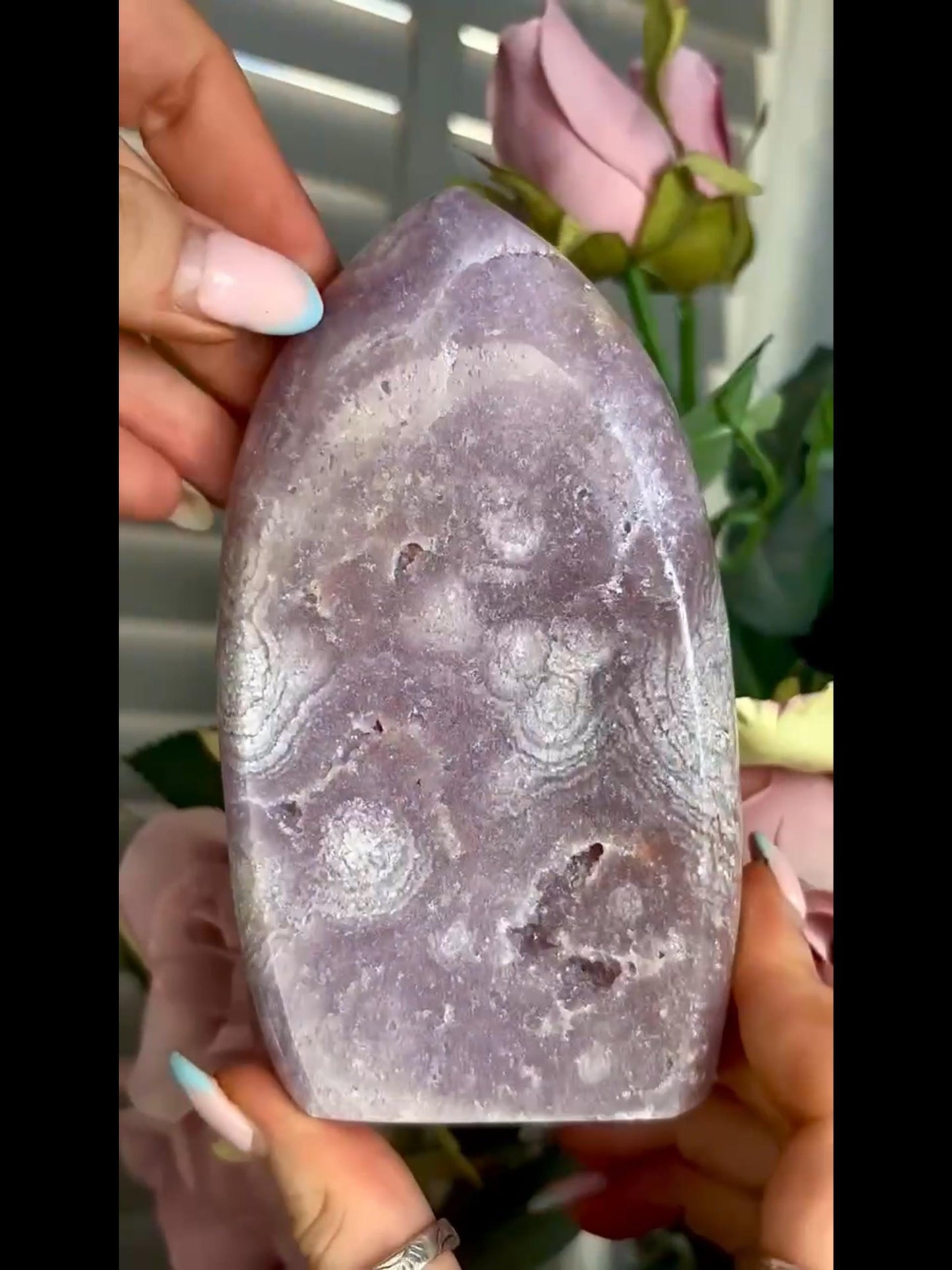 High grade, lilac pink amethyst flame 617g