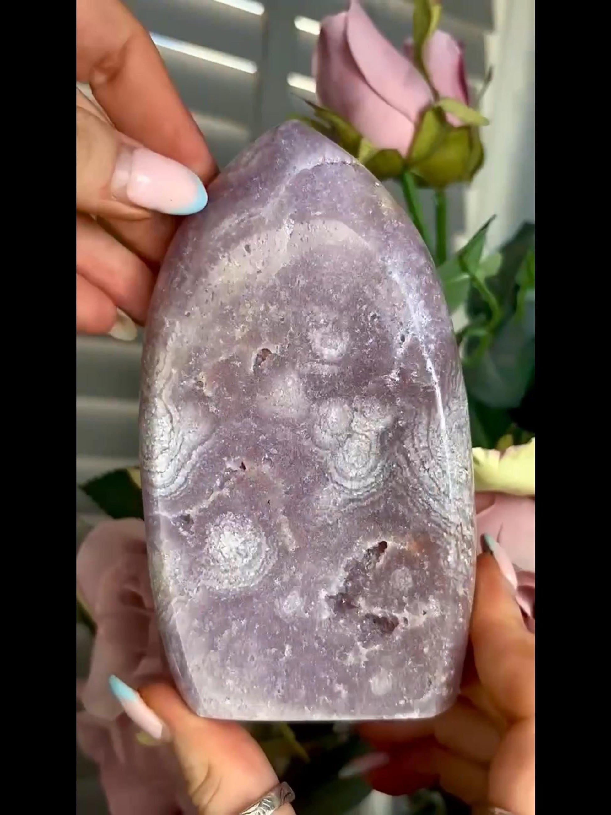 High grade, lilac pink amethyst flame 617g