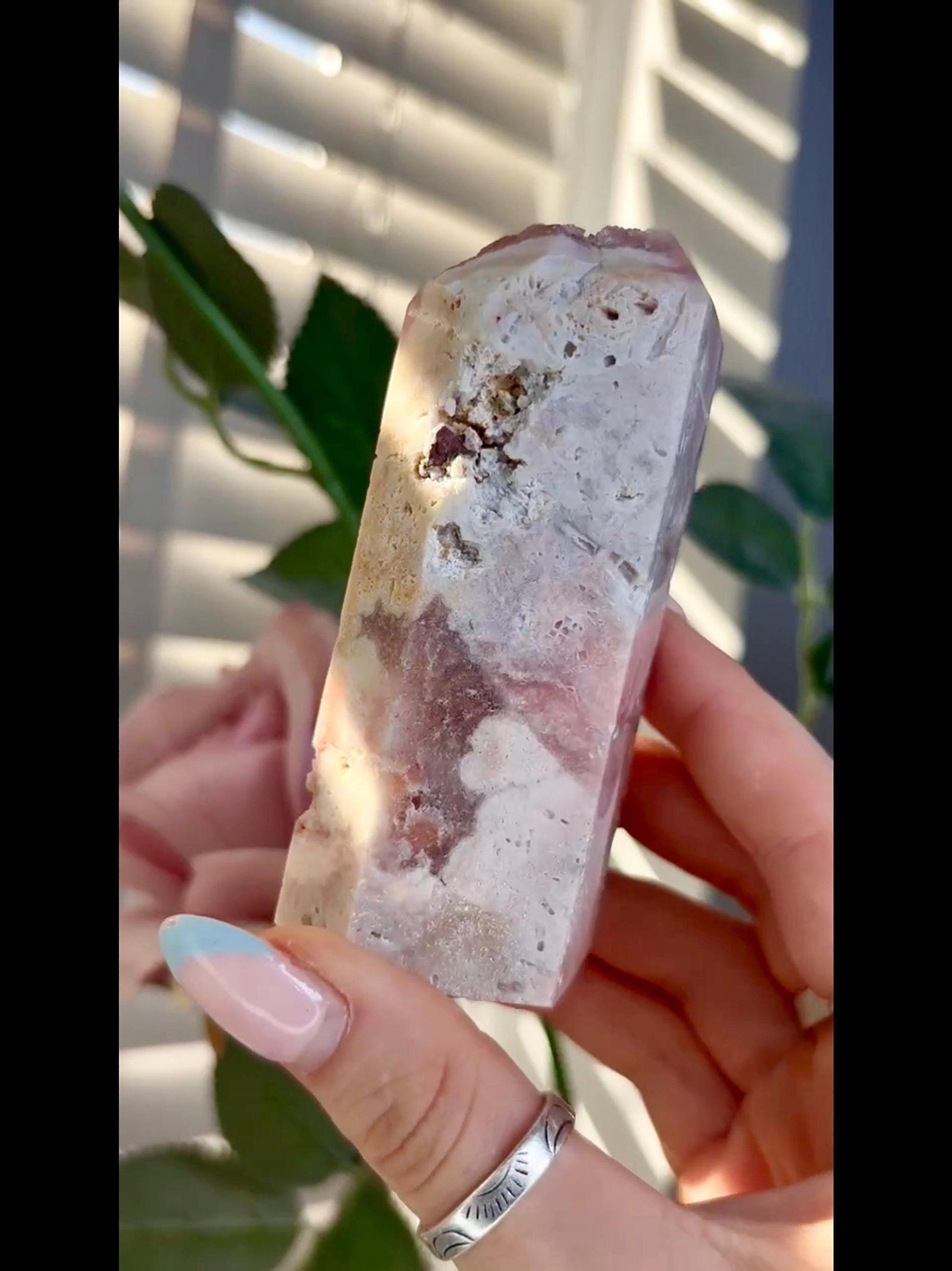 High grade, druzy pink tower 235g 10cm by 4.5cm