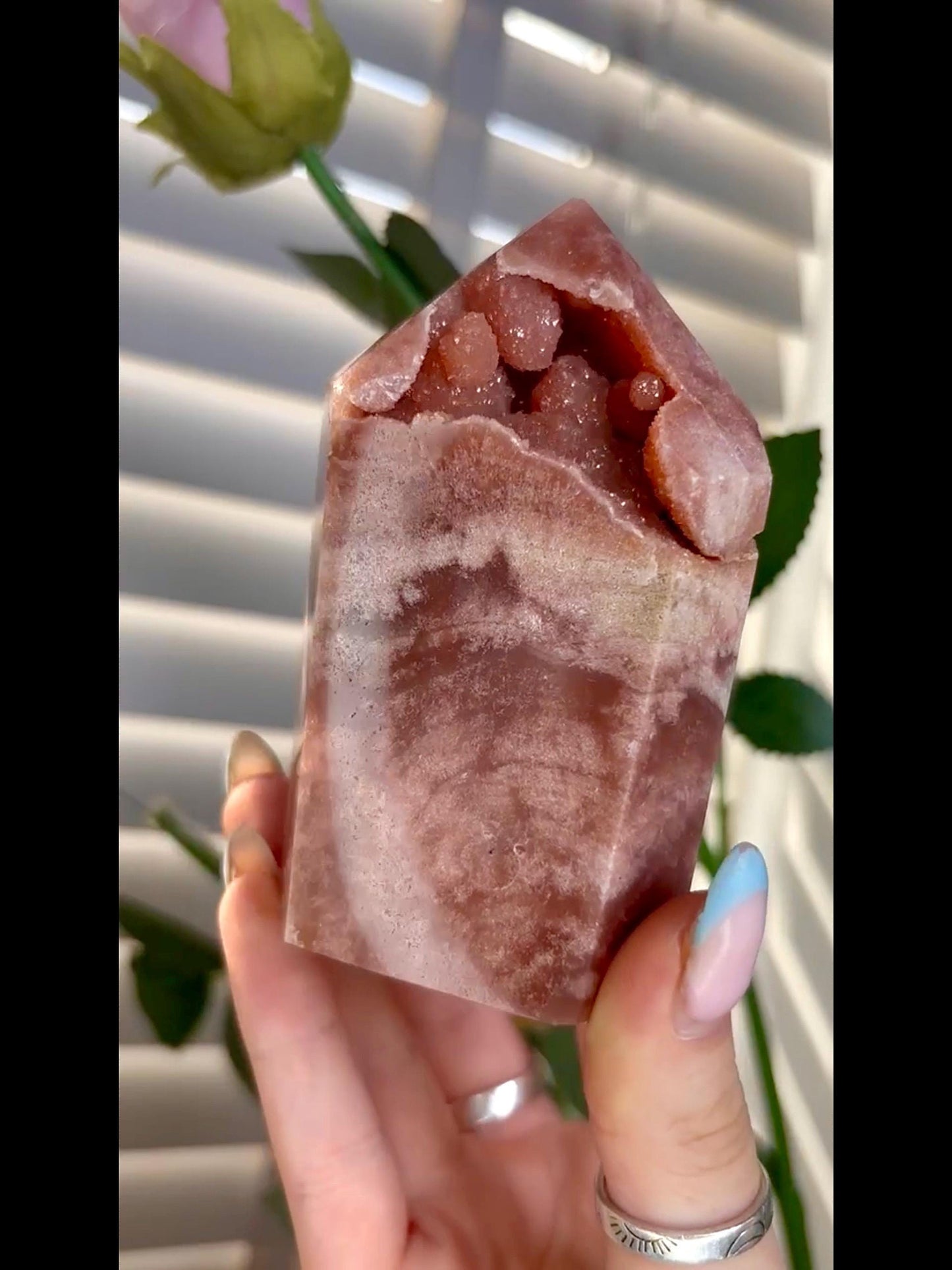 Incredible, High grade, pink amethyst, tower burnt orange tones with bubble formation 407g