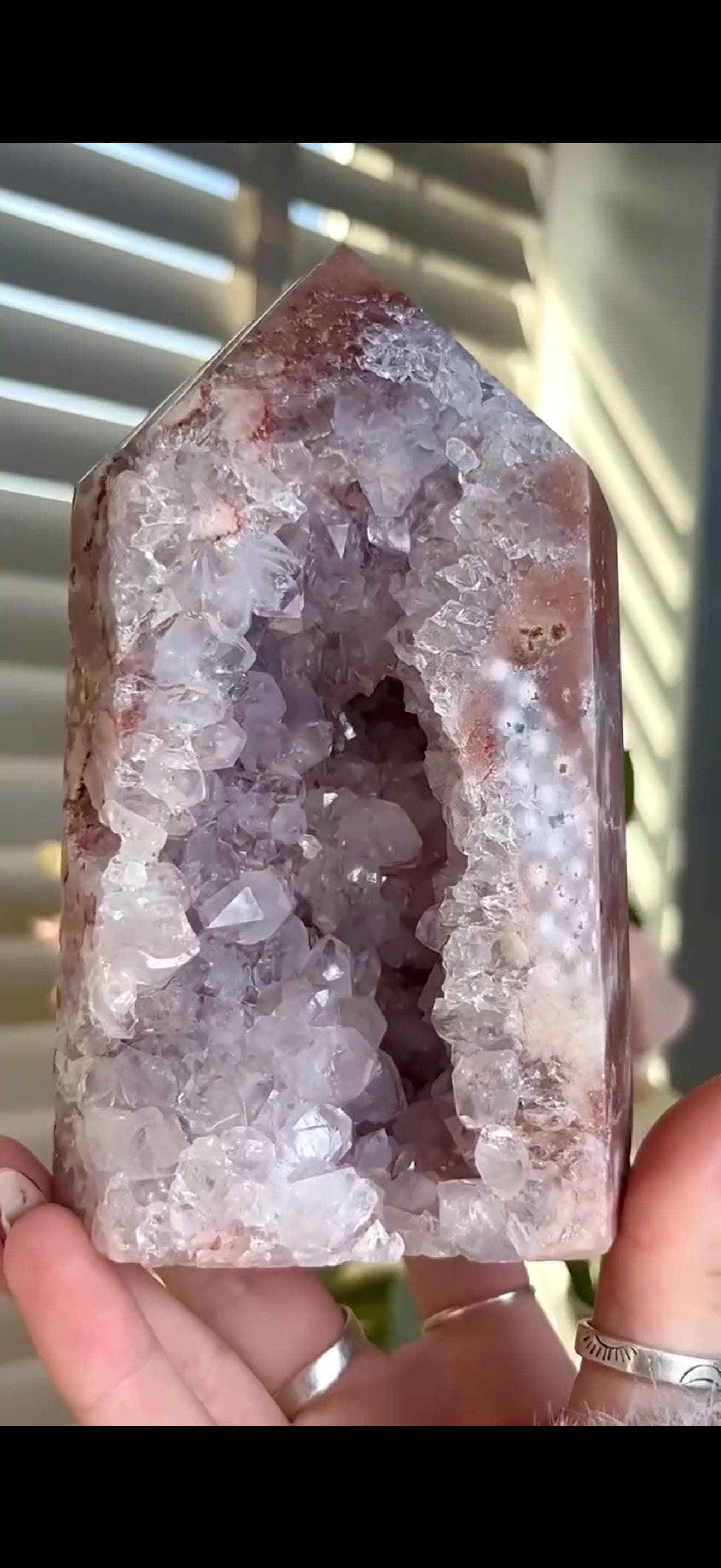 Incredible, High grade, pink amethyst, chunky statement tower with lilac chunky quartz 993g, 14.5cm by 8cm