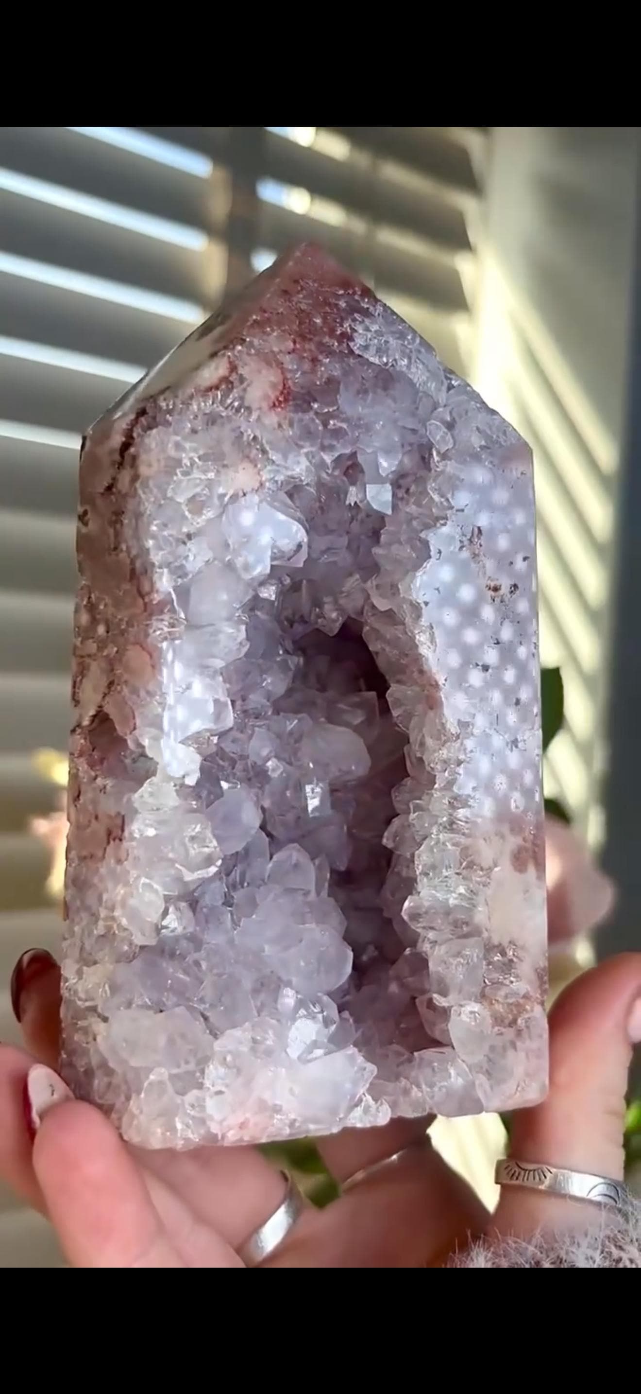 Incredible, High grade, pink amethyst, chunky statement tower with lilac chunky quartz 993g, 14.5cm by 8cm