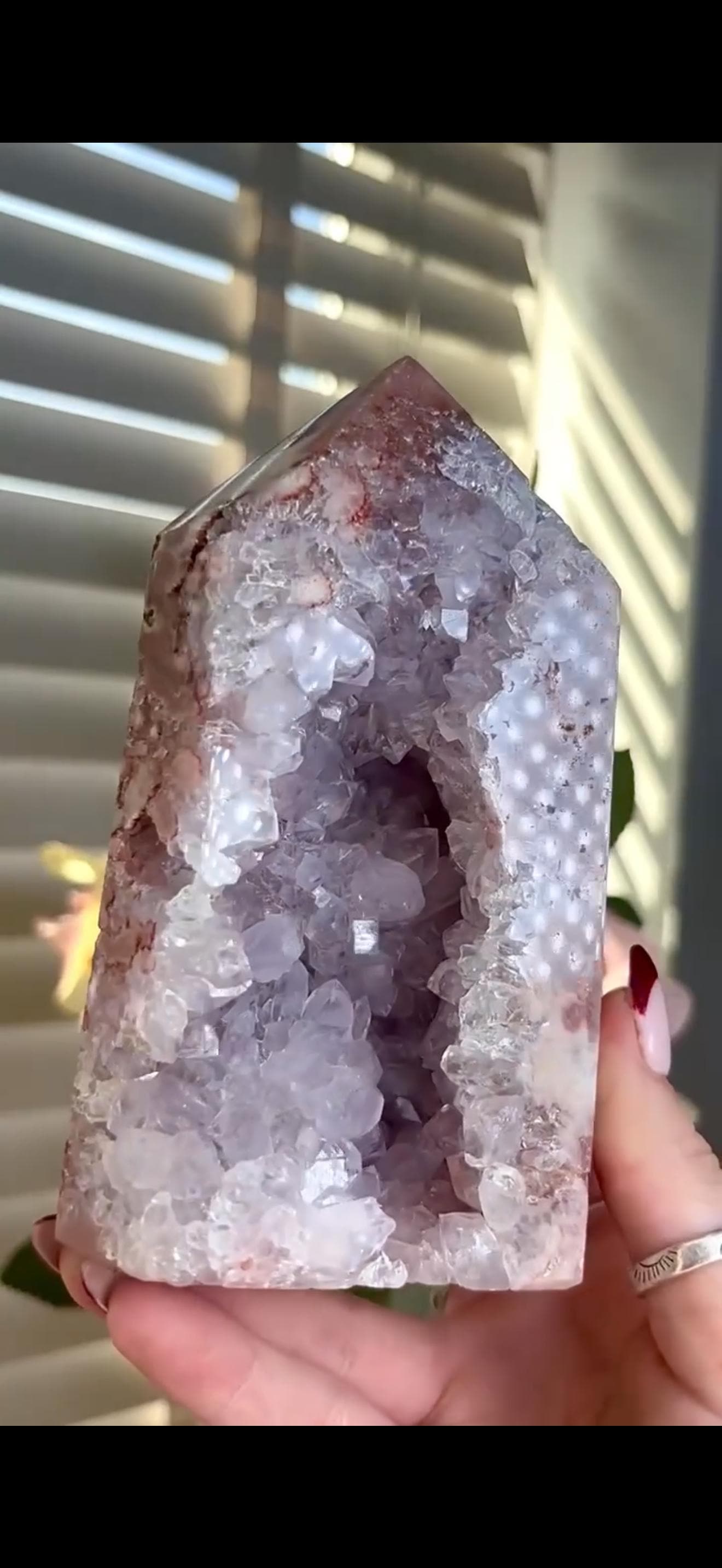 Incredible, High grade, pink amethyst, chunky statement tower with lilac chunky quartz 993g, 14.5cm by 8cm