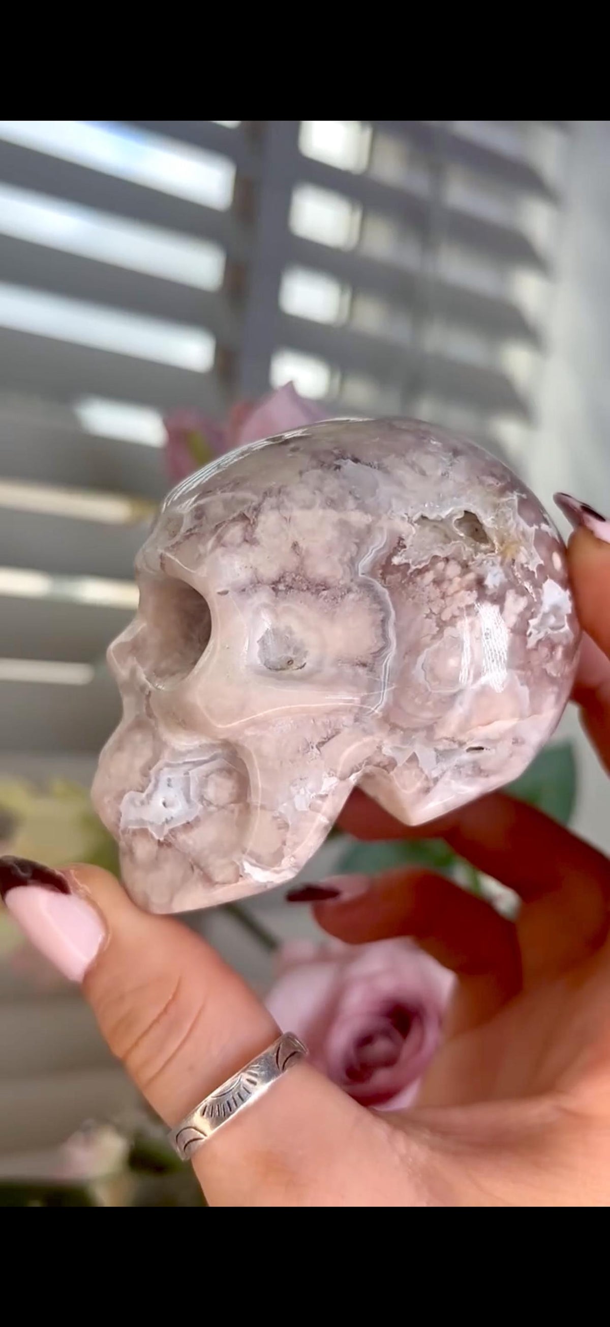 Flower agate skull in pink & blue tones with druzy face