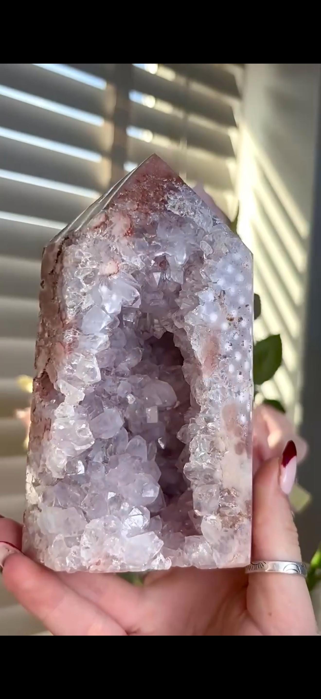 Incredible, High grade, pink amethyst, chunky statement tower with lilac chunky quartz 993g, 14.5cm by 8cm