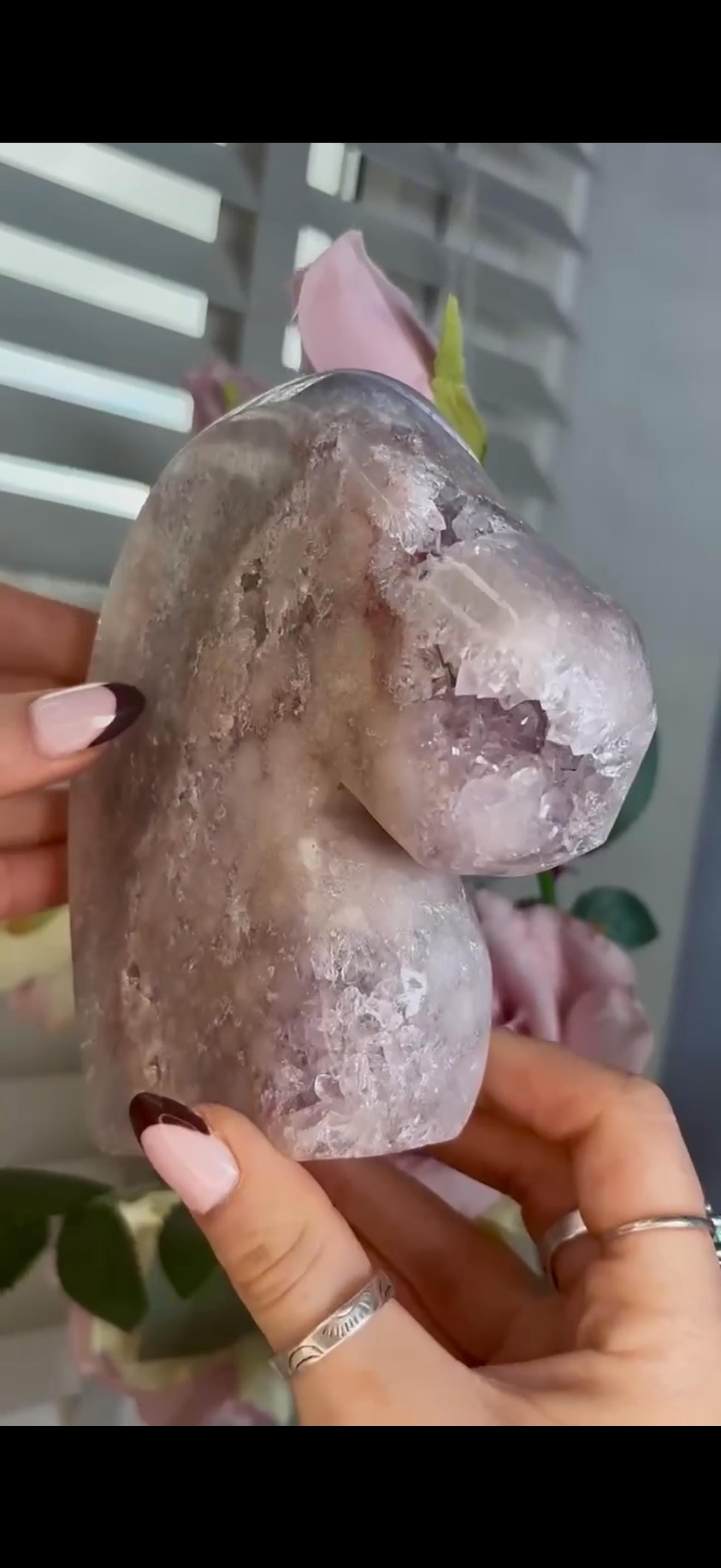 High grade, pink amethyst horse, pony carving with sugar quartz druzy in pastel grey tones 1.200kg