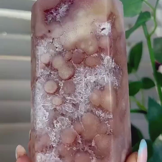 Incredible, high quality, pink amethyst tower with quartz & orb/flower formations 793g 14.4cm by 7cm