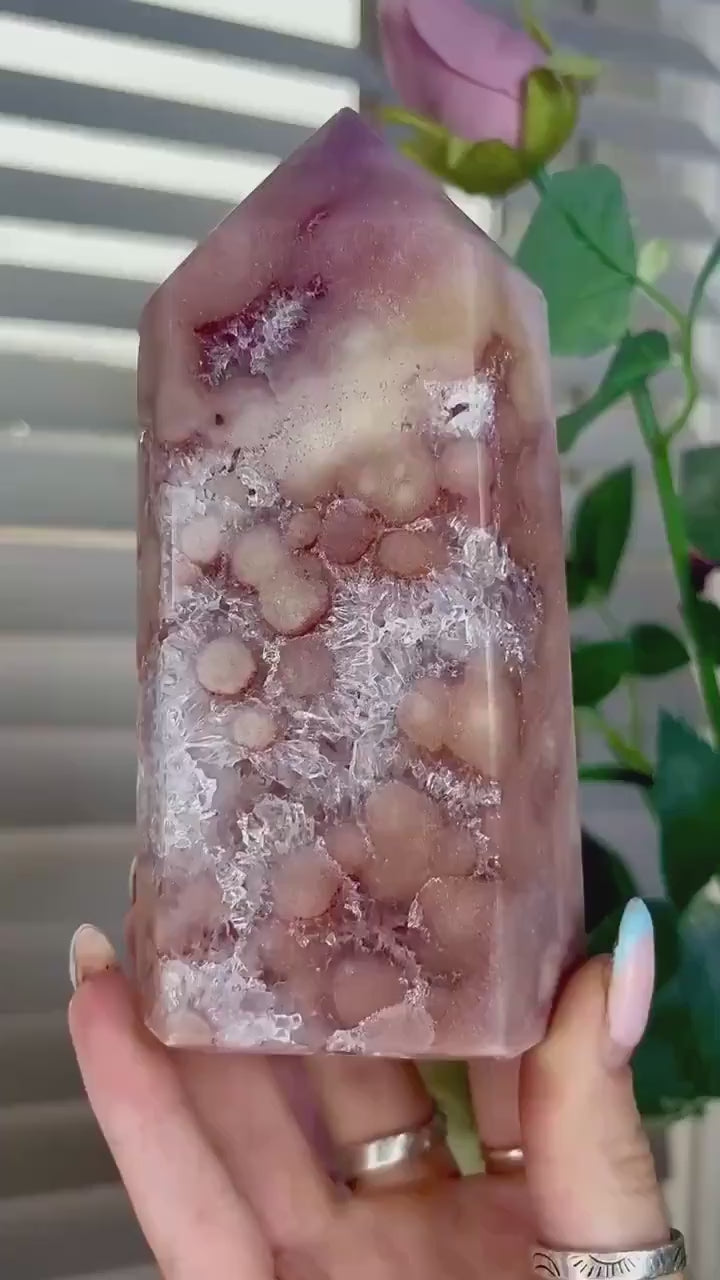 Incredible, high quality, pink amethyst tower with quartz & orb/flower formations 793g 14.4cm by 7cm
