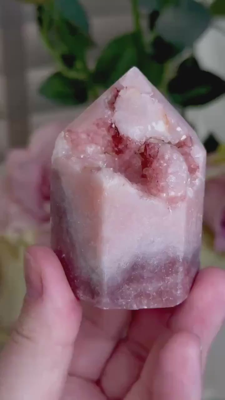 Incredible, High grade, pink amethyst, chonky tower with incredible bubble formation in pink & red tones 153g 7cm