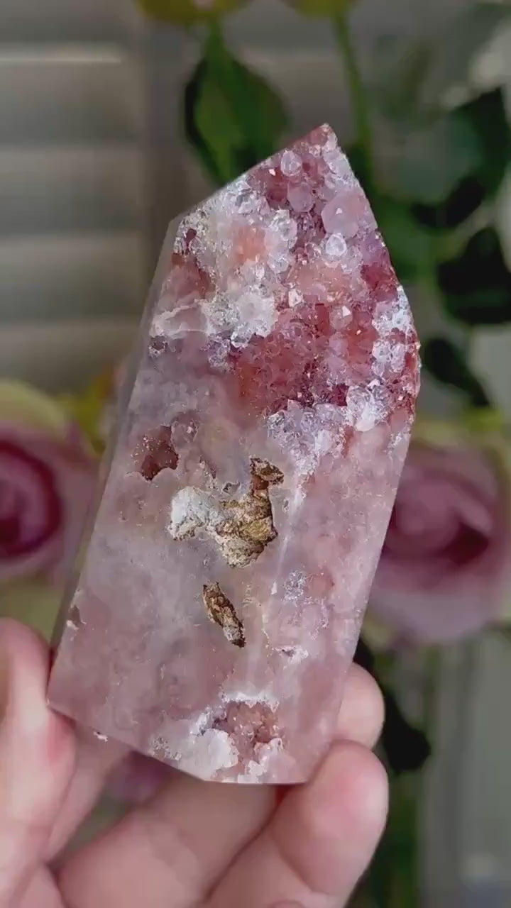 Incredible, High grade, pink amethyst tower with pink and red tones 196g