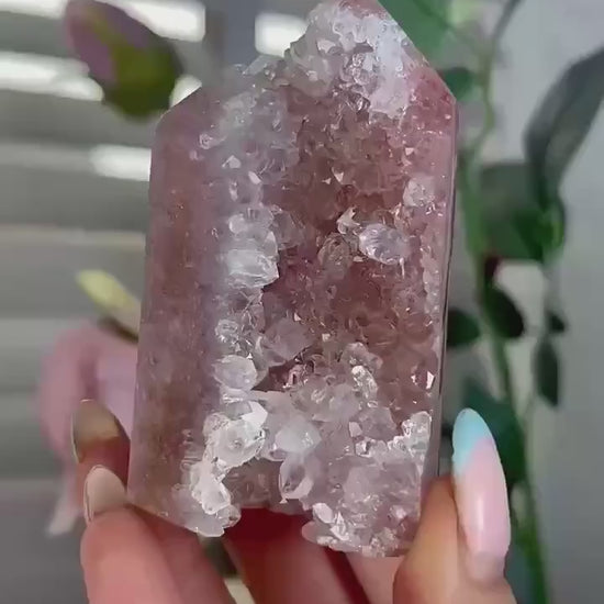 Incredible, high quality, pink amethyst tower in red/pink tones with high quality quartz Druze 234g 8.6cm by 5.6cm