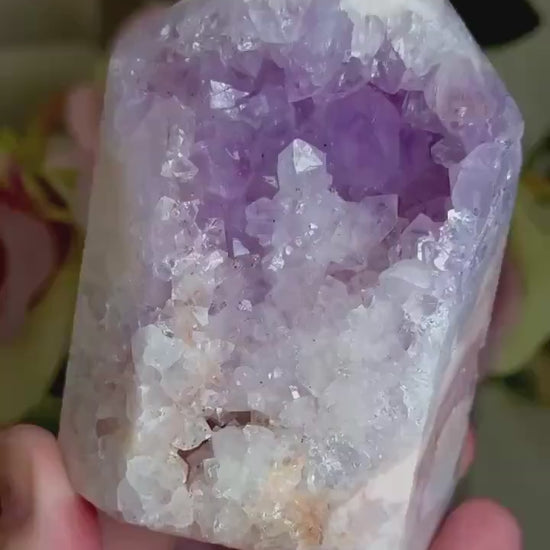 Incredible, High grade, pink amethyst tower with purple quartz 287g