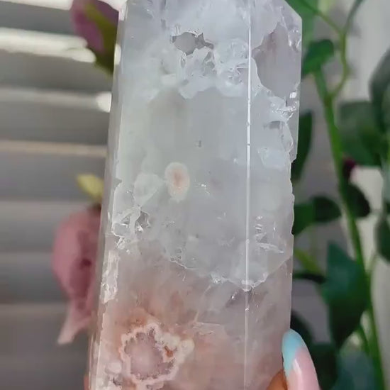 Incredible, high quality, pink amethyst tower with high clarity quartz 426g 12 by 5cm