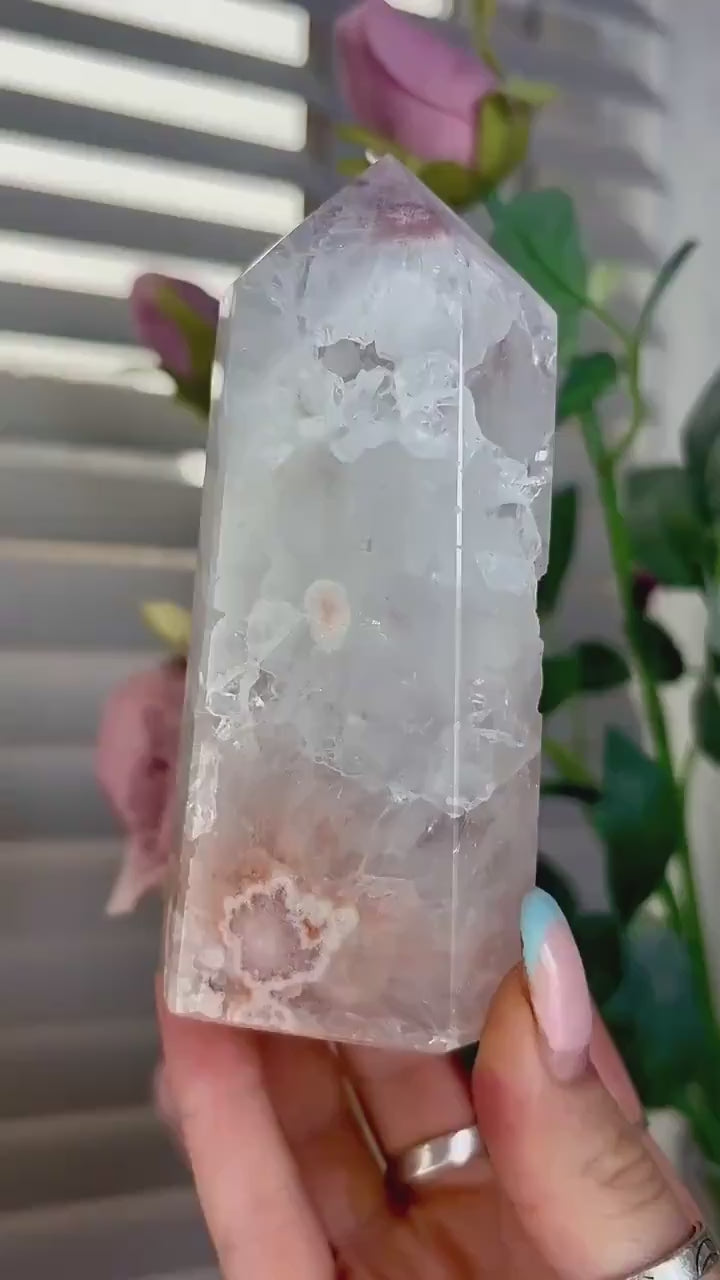 Incredible, high quality, pink amethyst tower with high clarity quartz 426g 12 by 5cm