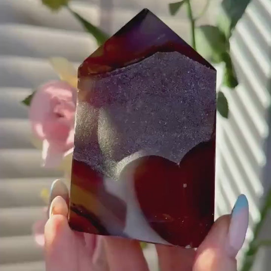 Extra quality, deep red agate, carnelian tower with Druze
